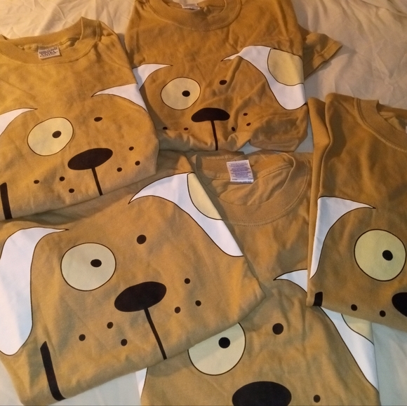 NWOT Gildan Heavyweight Dog Face Tshirt Size M - Picture 1 of 5